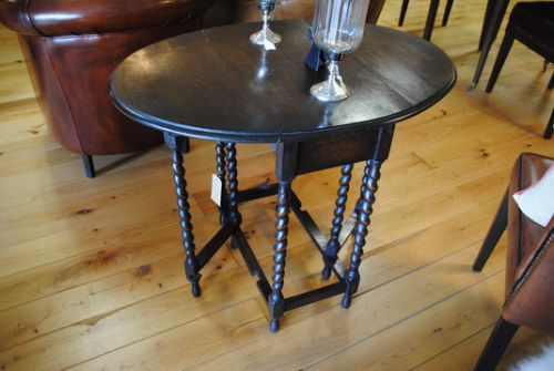Eiken hangoor tafel