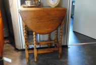 Eiken gate-leg table